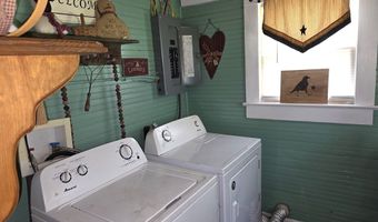48 Fisher St, Andrews, NC 28901
