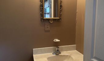 645 State St, Adrian, MI 49221