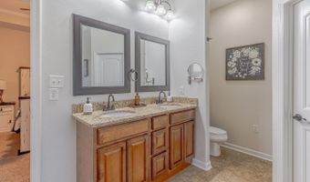 6850 Grace Village Dr, Alexander, AR 72002
