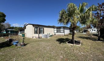 915 Hemlock St, Barefoot Bay, FL 32976