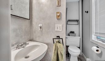 77 Myrtle Ave, Allendale, NJ 07401