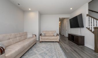 29 Athens Way, Aberdeen, NJ 07747