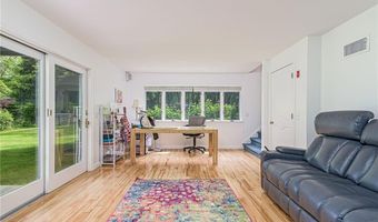 48 Wright Ln, Jamestown, RI 02835