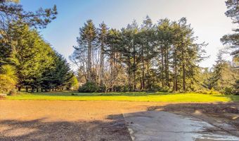 Klamath Ave SE, Bandon, OR 97411