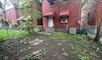 1127 Maplewood Ave, Ambridge, PA 15003