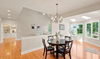 19704 STANFORD HALL Pl, Ashburn, VA 20147
