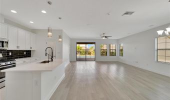 7408 SUNGOLD MEADOW Ct, Apollo Beach, FL 33572