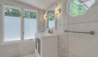 341 Corrie Rd, Ann Arbor, MI 48105