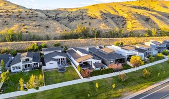 7645 W Hill Rd, Boise, ID 83714