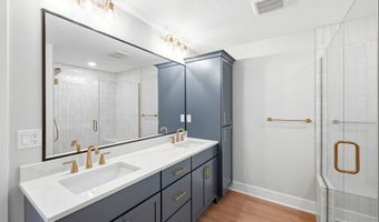 33944 Overton Cir, Adel, IA 50003