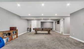 1218 White Lake Dr, Antioch, IL 60002