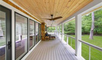 31 Wright Ln, Jamestown, RI 02835