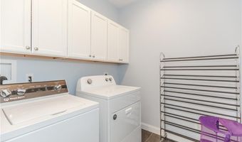 200 Wickford Ct, North Kingstown, RI 02852