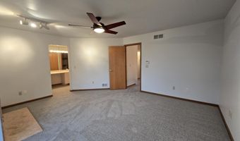 2782 Maitland Dr, Ann Arbor, MI 48105