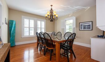 11 Roberts Ave, Bar Harbor, ME 04609