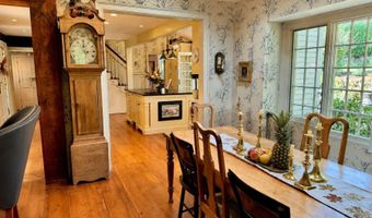 89 Chestnut Hill Rd, Amherst, NH 03031