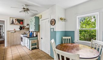 601 6th Ave, Belmar, NJ 07719