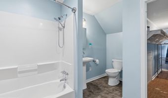 12439 N OAKS Dr, Ashland, VA 23005