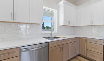 205 W 1st. St W, Carey, ID 83320