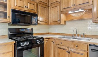 1607 7th St SE, Austin, MN 55912