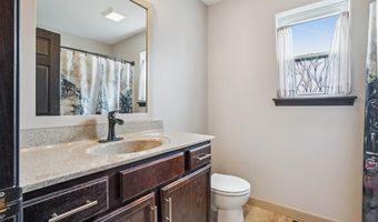 435 E Jefferson St, North Liberty, IA 52317