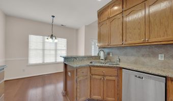 236 QUEENS GATE, Alabaster, AL 35114