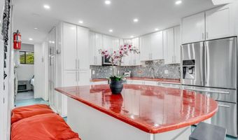 940 S Kihei Rd B-301, Kihei, HI 96753