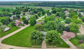 619 Alden Dr, Auburn, NE 68305