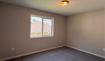 1312 Natures Trl, Alexandria, MN 56308