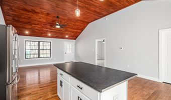 72 MACCAULEY Rd, Albrightsville, PA 18210