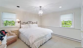 2 Canterbury Ct, Alpine, NJ 07620