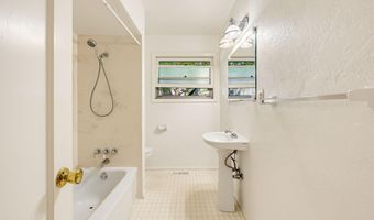 840 Harmony Ln, Ashland, OR 97520