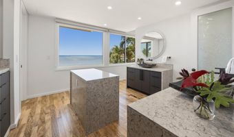 5811 Kalanianaole Hwy, Honolulu, HI 96821