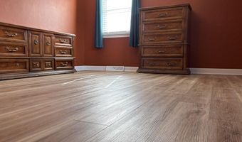 415 W Pine St, Andrews, SC 29510