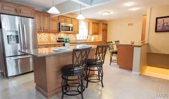 1871 Ridgeway Dr, Arnold, MO 63010
