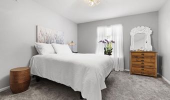 624 Abbey Mill Dr SE 11, Ada, MI 49301