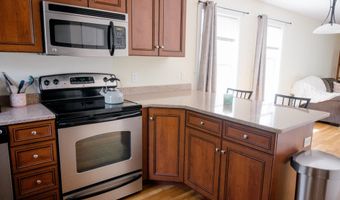 28 Armstrong Rd C28, Coventry, CT 06238