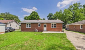 901 Fremont Dr, Anderson, IN 46012