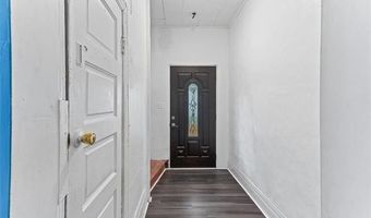 5839 McMillan St, Allen Park, MI 48209