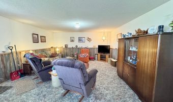 1204 3rd Ave NE, Bowman, ND 58623