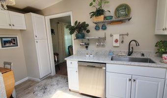 10550 SE 70th Ave 8, Milwaukie, OR 97222
