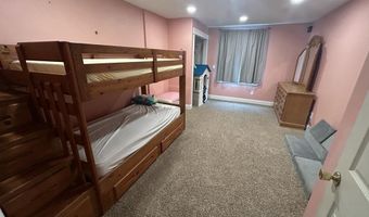 1320 Lake Dr, Ashland, OH 44805