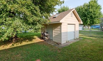 617 NW Beechwood St, Ankeny, IA 50023
