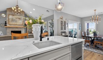 200 Camdyn Trl, Anna, OH 45302