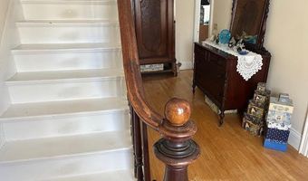 41 Grove St, Belfast, ME 04915