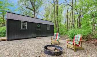 17 Point Ln, Arcadia, IN 46030