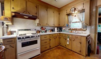 89 Pride Rd, Auburn, ME 04210
