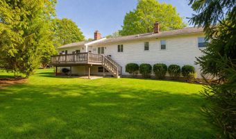 13 Elmar Dr, Danbury, CT 06811
