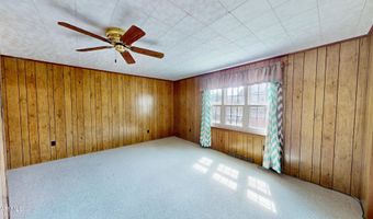 122 E 25th Ave, Altoona, PA 16601