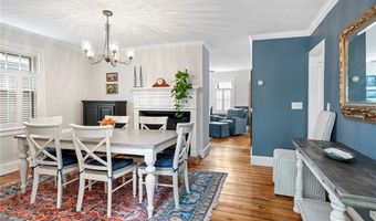 47 Second St, Newport, RI 02840